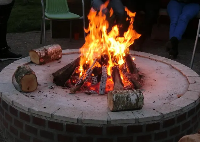 Pipowagen Camping Puur Genieten Panzió