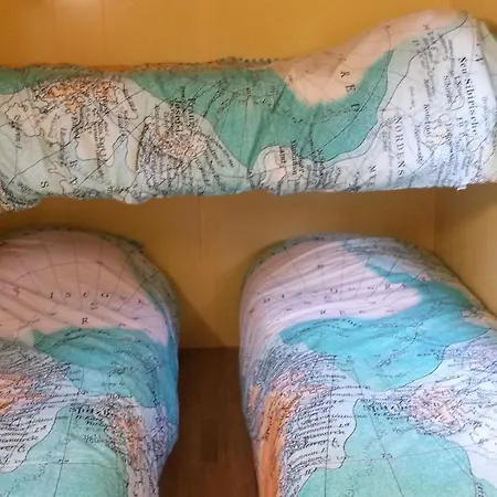 Pipowagen Camping Puur Genieten ベッド・アンド・ブレックファスト